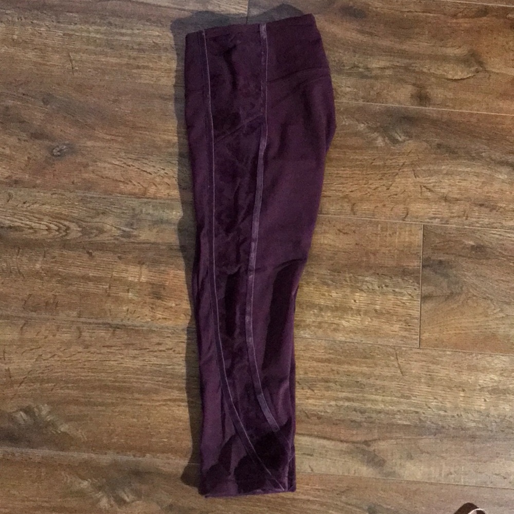 Lululemon Capris - image 6